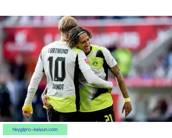 德甲不败金身保持，球队状态持续提升引人关注