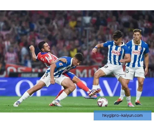 西甲前锋搭档近期表现稳健，进攻端持续提升